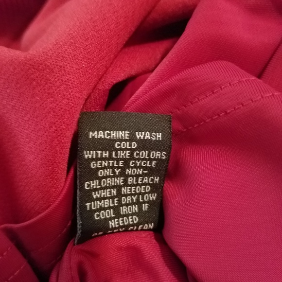 Dress - Picture 6 of 6